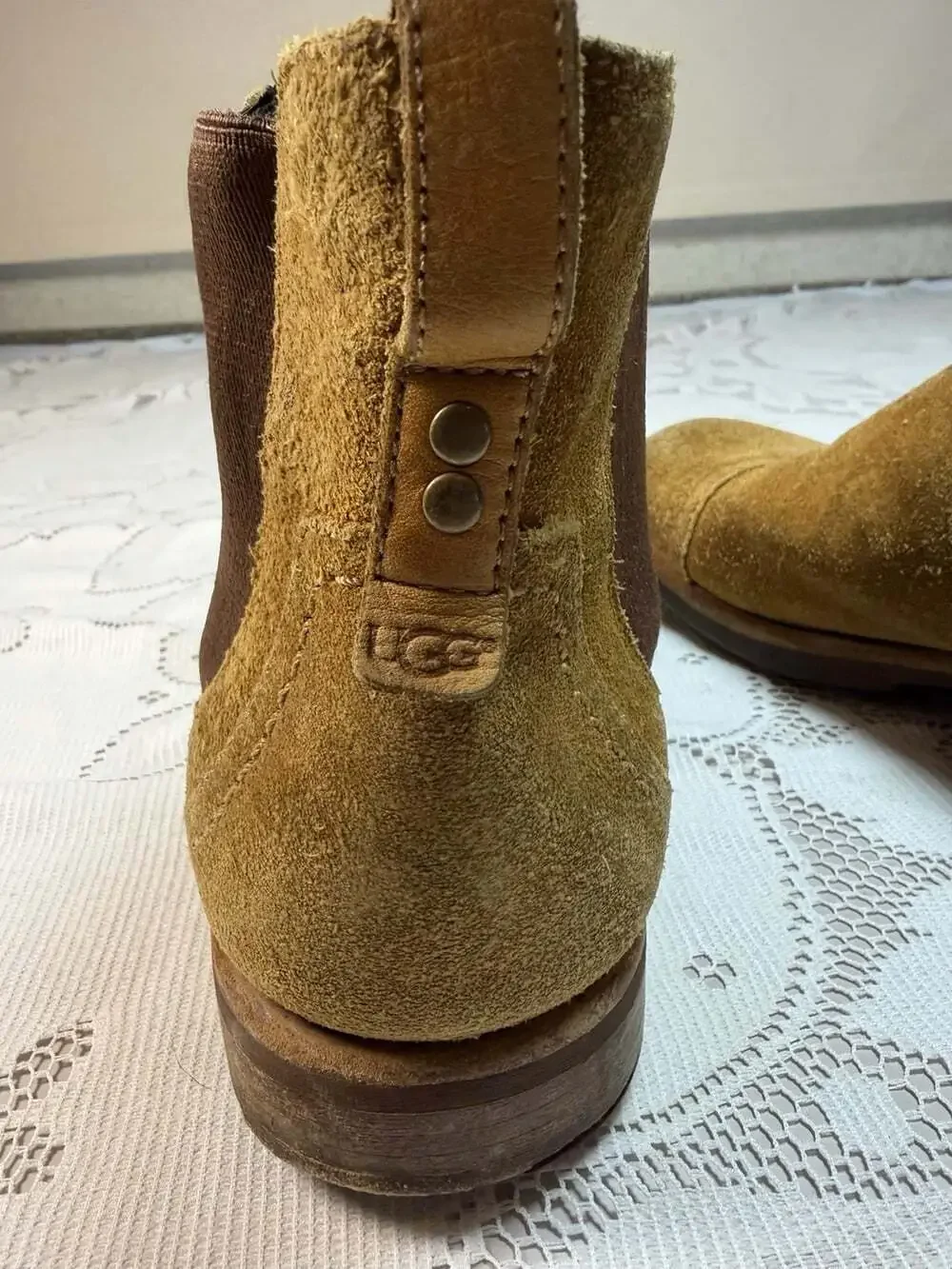 Men’s Size 13 UGG Boots Suede Chestnut/Wear On Heels/ Hooka Cushion Sole Insert